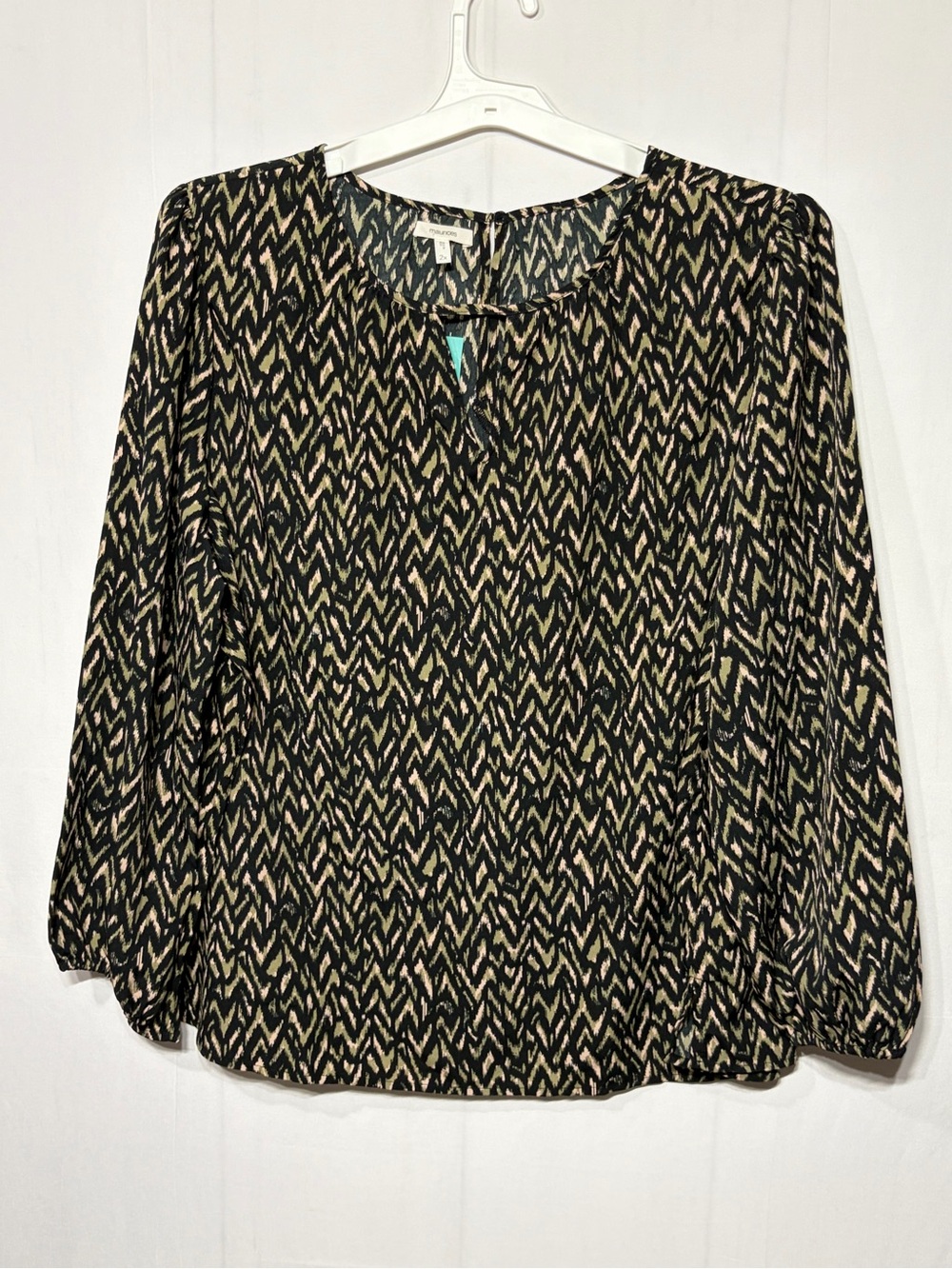 Maurices Plus Size Patterned Long-Sleeve Blouse with Keyhole Cutout